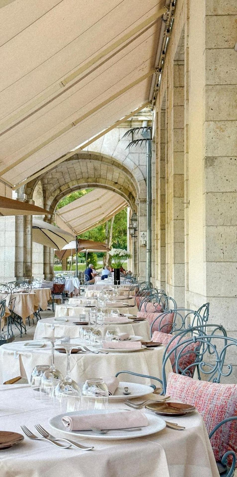 Chateau D'Augerville Golf & Spa Resort Eksteriør bilde
