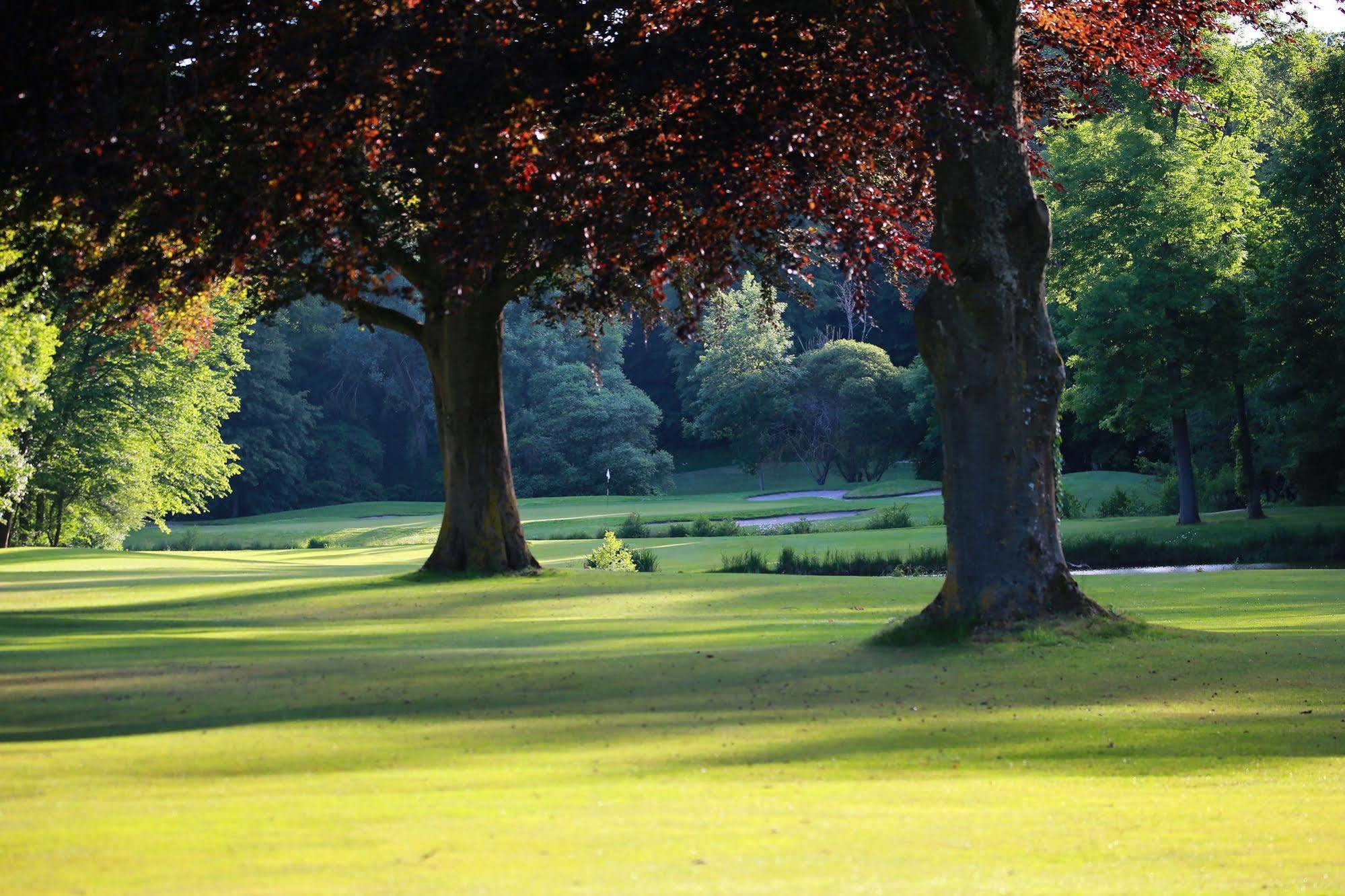 Chateau D'Augerville Golf & Spa Resort Eksteriør bilde