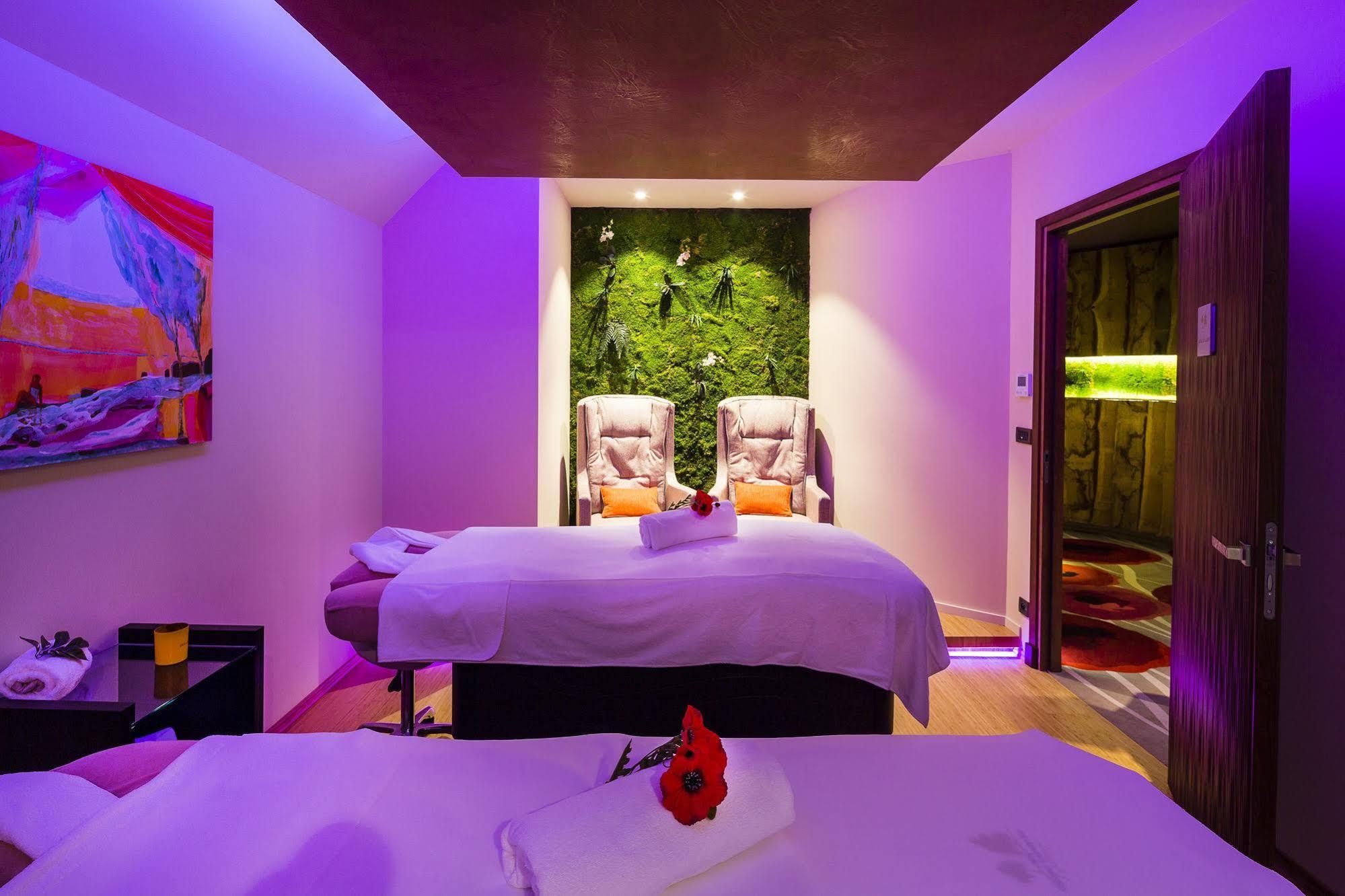 Chateau D'Augerville Golf & Spa Resort Eksteriør bilde